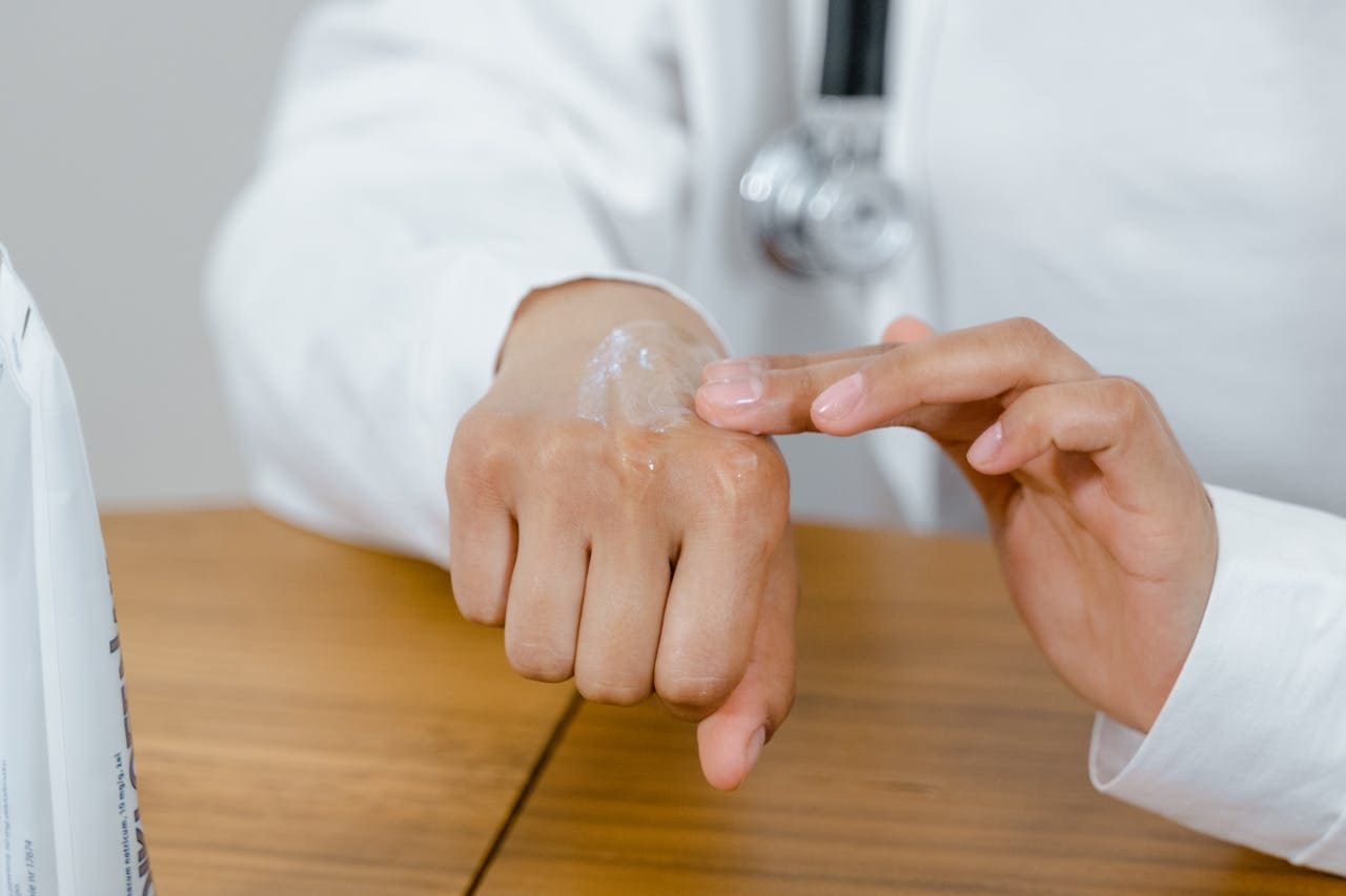 Trattamento online per dermatite, eczema ed eruzioni cutanee