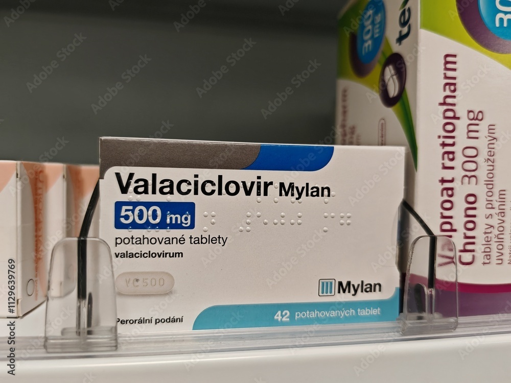 valaciclovir-mylan-generics-compressa-rivestita-con-film-500-mg